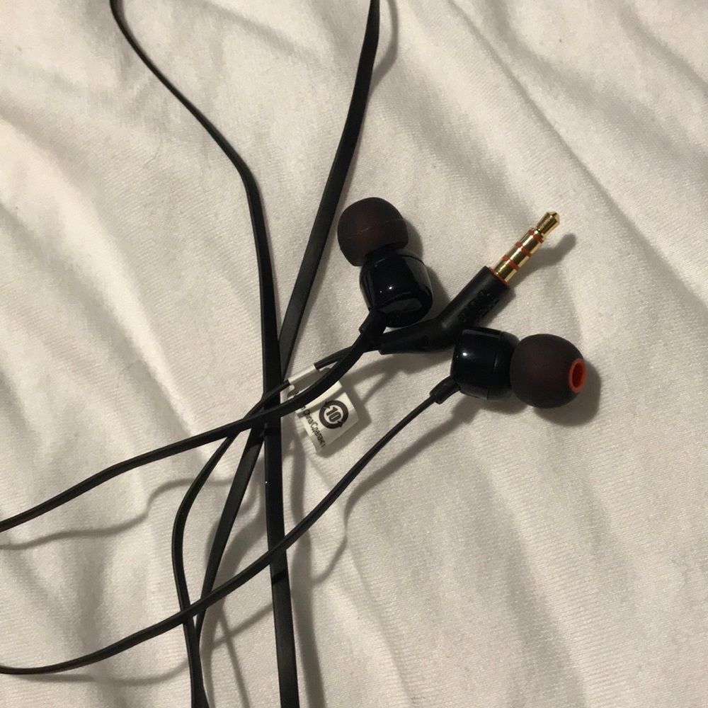 JBL T110 Earbuds